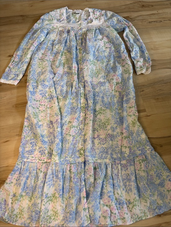 Eileen West Other - Eileen West Blue Floral Cotton Lawn Long Sleeve Ballet Nightgown Small Victorian